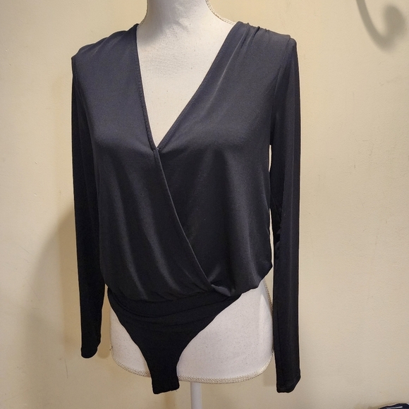 FOREVER 21 Women's Black Long Sleeves Body Suit Size S - Picture 8 of 11